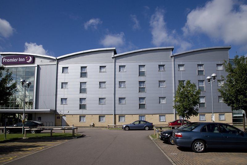 Premier Inn Watford Central Luaran gambar
