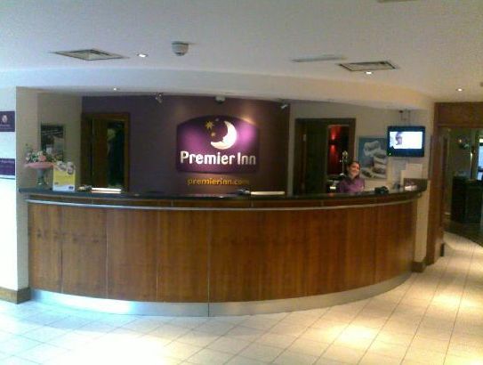Premier Inn Watford Central Luaran gambar